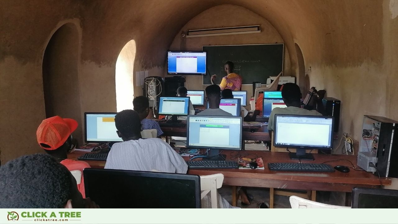 Click A Tree supports education with the entrepreneur school in Ghana.