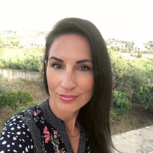 Gründerin des Kosmetikstudios Hautnah Remseck Isabella Paradiso für Click A Trees Entrepreneur Artikel